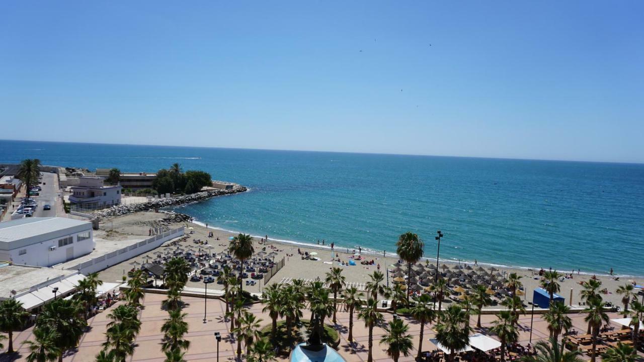 Beachfront Apartment In Fuengirola With Sea Views Екстериор снимка